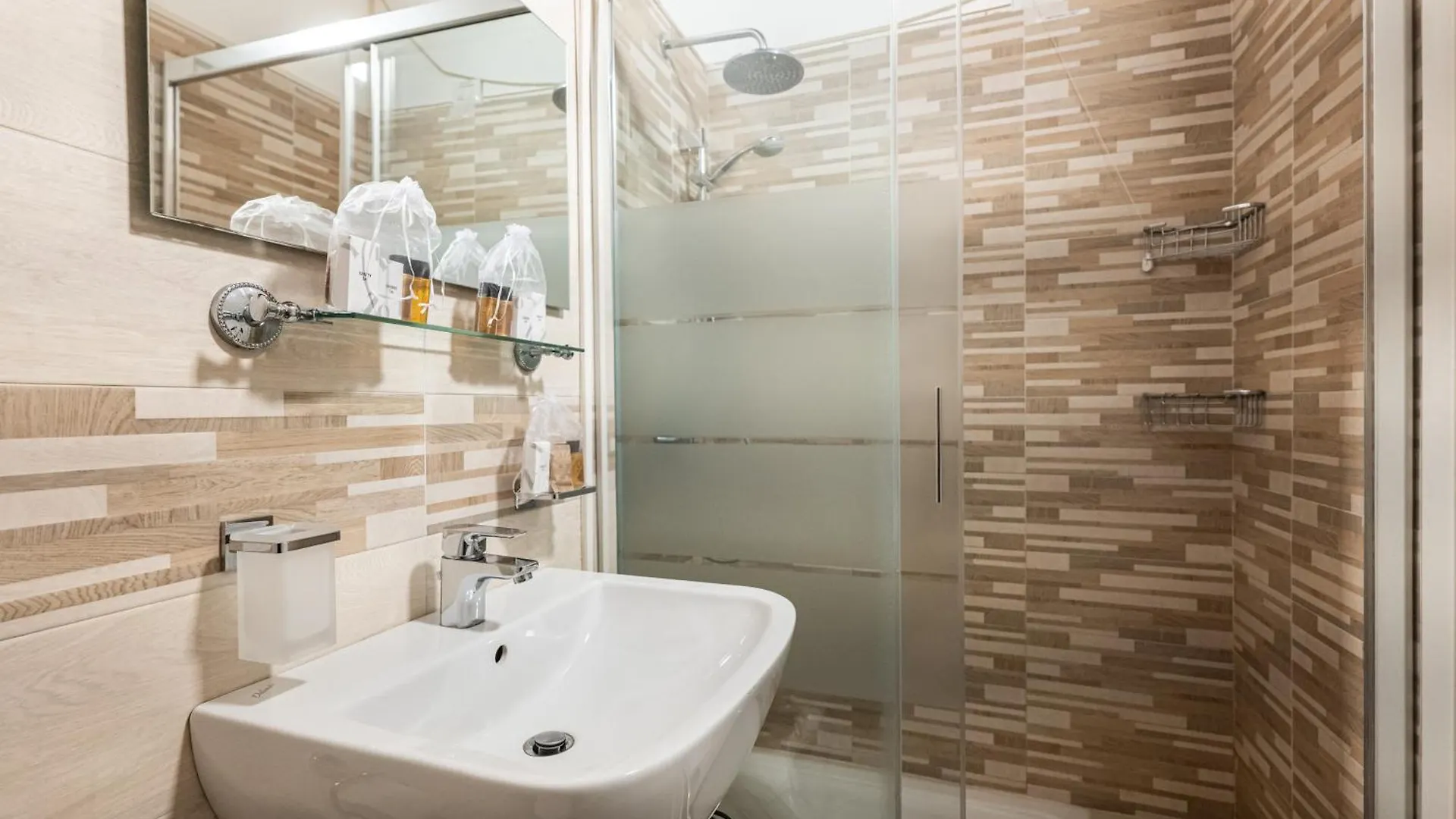 Ai Suma Hotel Milaan 3*,  Italië