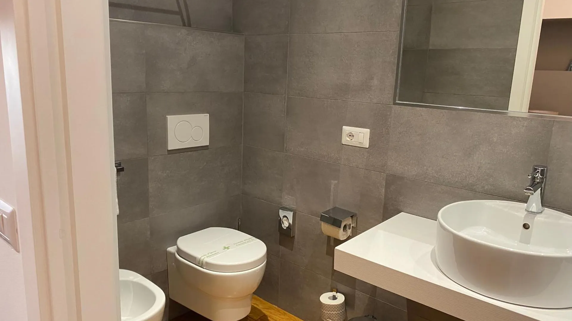 ***  Ai Suma Hotel Milán Itálie